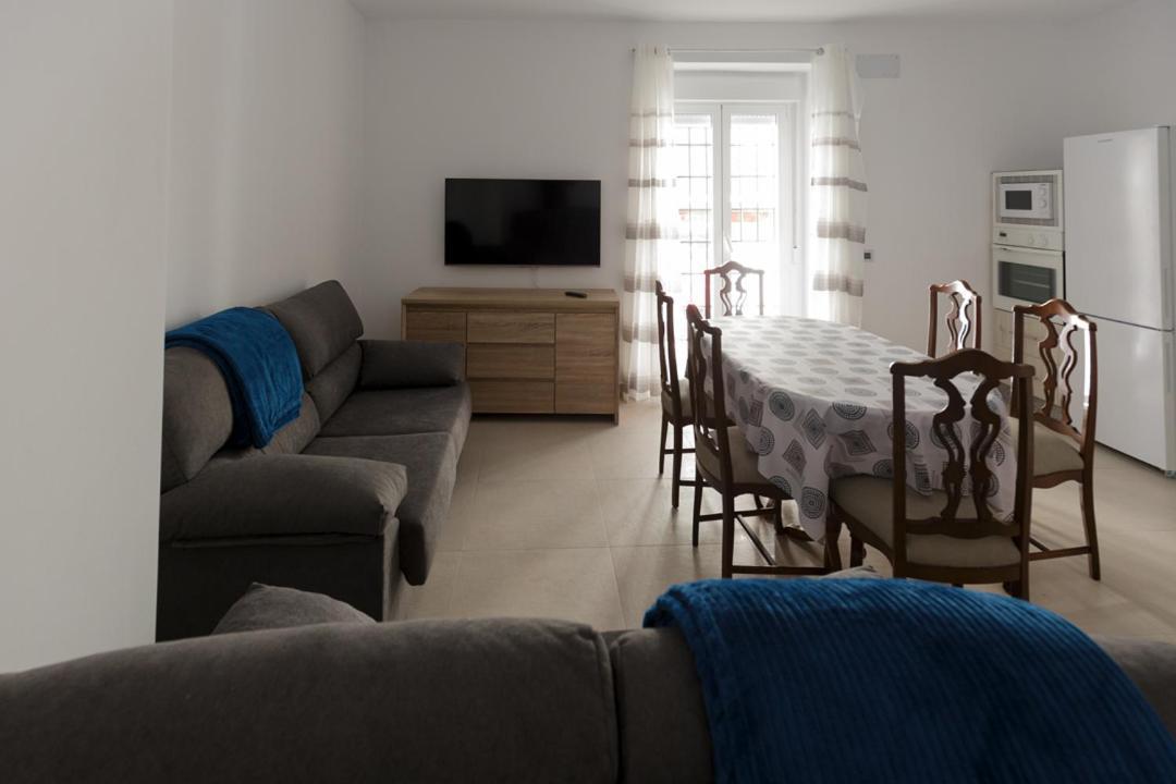 Apartamentos El-Hizan Laujar De Andarax Bagian luar foto